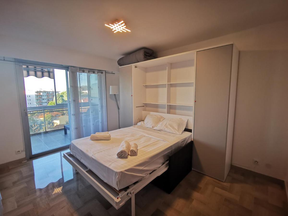 Apartament Sea Side Oceanides Juan-les-Pins Zewnętrze zdjęcie