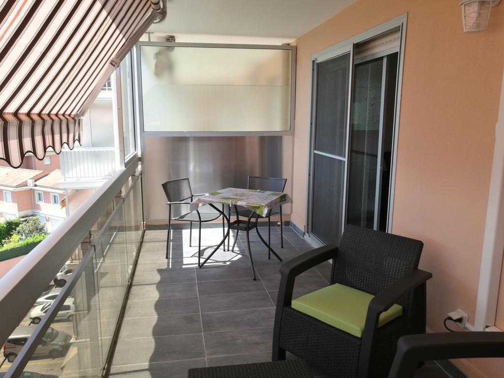 Apartament Sea Side Oceanides Juan-les-Pins Zewnętrze zdjęcie